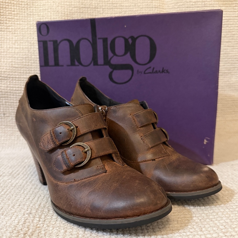 size 8 heeled ankle booties